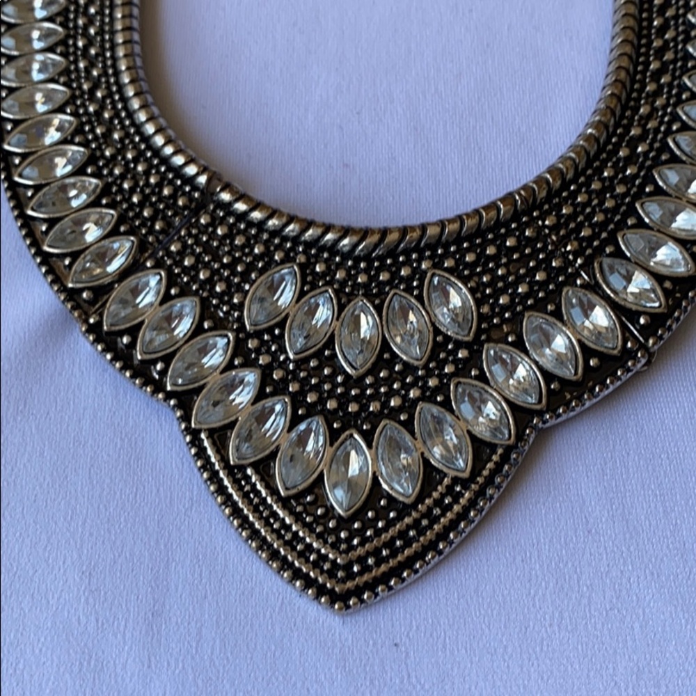Silver statement necklace - Picture 3 of 6